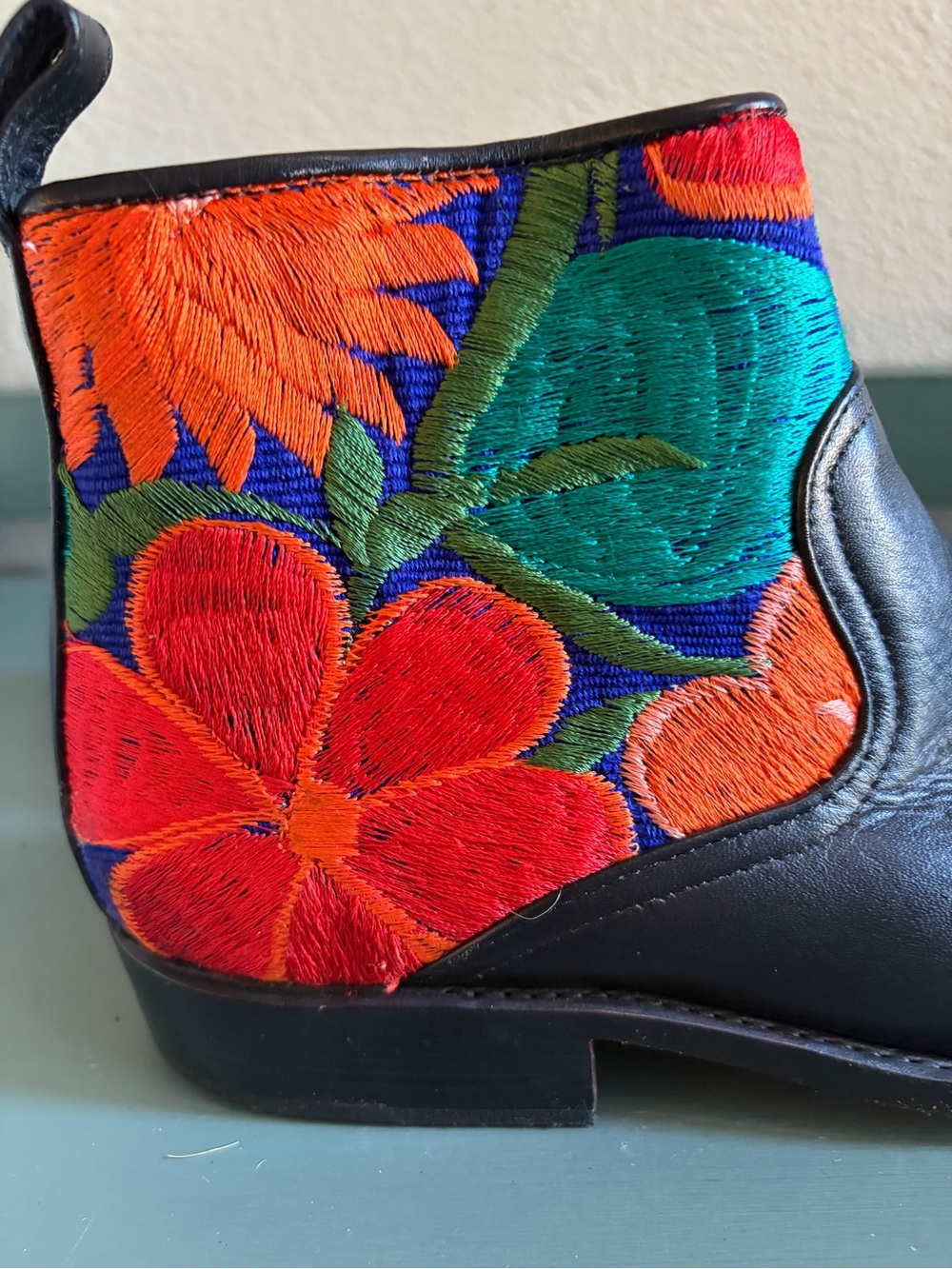 Handmade leather Guatemala Teysha Floral Embroidered Ankle Boots 38 - Picture 10 of 11